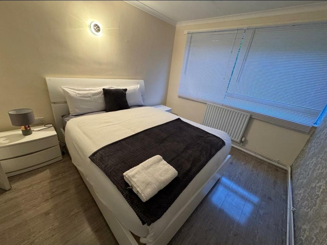 Lovely 2-Bed Apartment In Knowle Solihull Kültér fotó